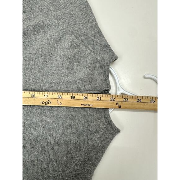 Full Fashioned Hadley Womens Shirt Size 34 Gray Short Sleeve Imported Cashmere - Picture 9 of 10
